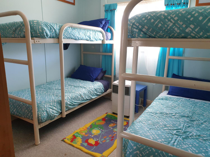 Bedroom 2, Kirazz Holiday Accommodation, Kangaroo Island