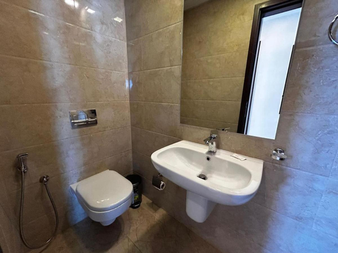 Bathroom 4, Aspire Tower # Skyline Escape Juffair, Manama