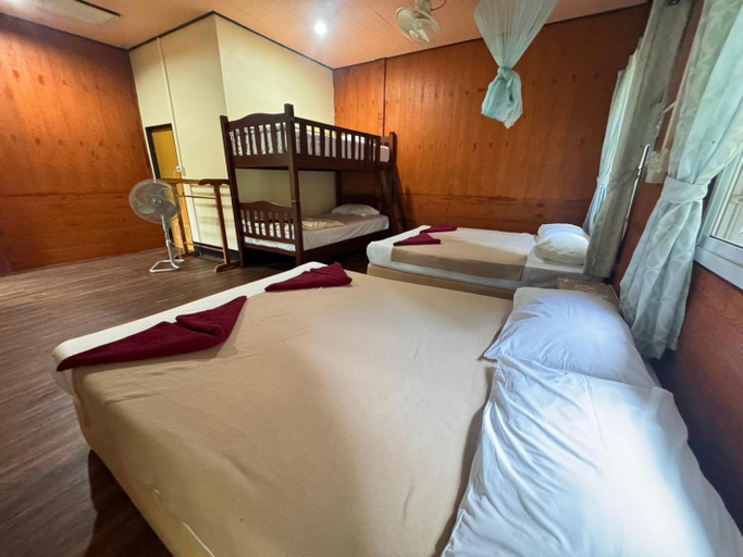 Bedroom 2, Khao Sok Island Resort, Phanom