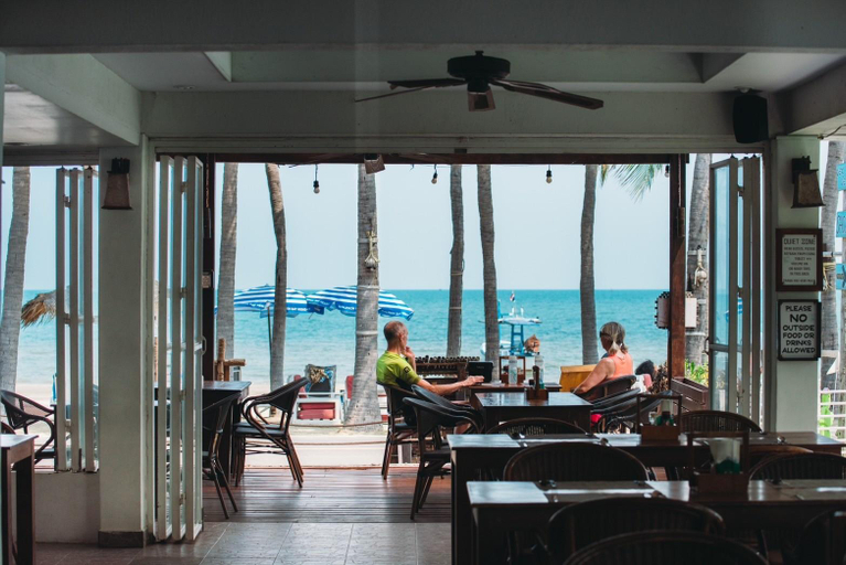 Food & Drinks 5, Dolphin Bay Beach Resort, K. Sam Roi Yot