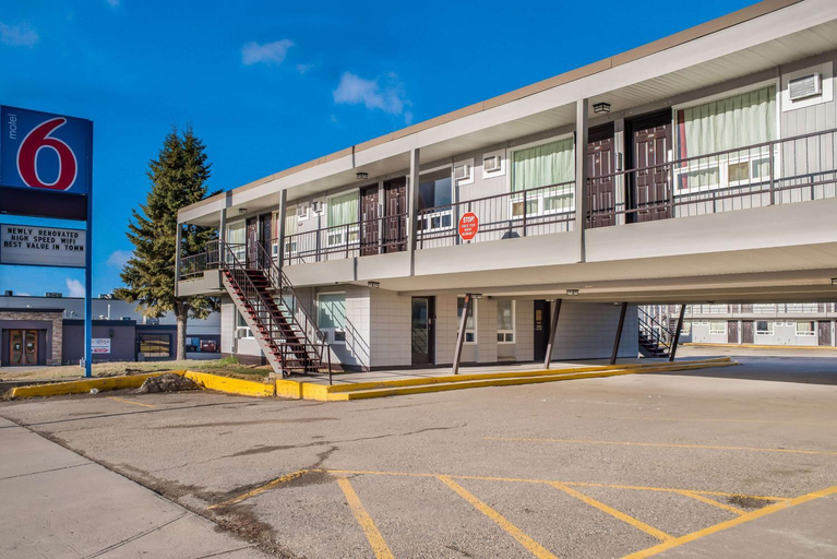 Others 2, Motel 6 Fort St. John, BC, Peace River