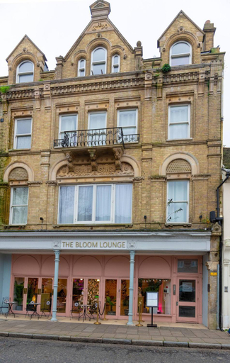 Others 4, Charlotte House: Central 2BR 2BATH Retreat – Sleeps 6, Suffolk