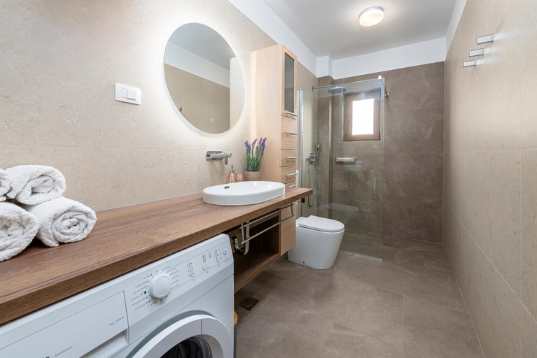 Bathroom 5, Antares Apartments, Konavle