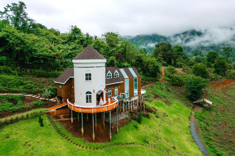 Others 4, Cozy Wild, Mae Taeng