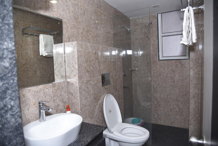 Bathroom 4, Variety Inn, Patna