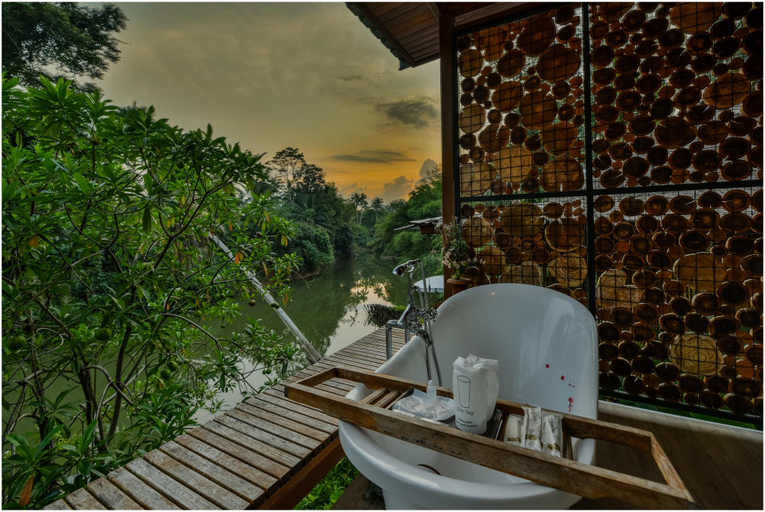 Bathroom, Tamsabai Resort, Muang Chumphon