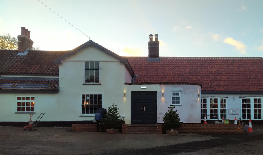 Others 4, Trowel and Hammer Flat 1, Suffolk