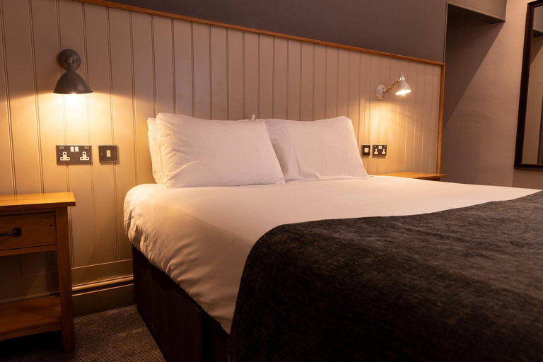 Bedroom, Hartwood Hall Hotel by Good Night Inns, Lancashire