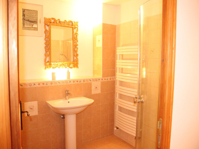 Bathroom, Elegant Family Home in Bouix, Côte-d'Or