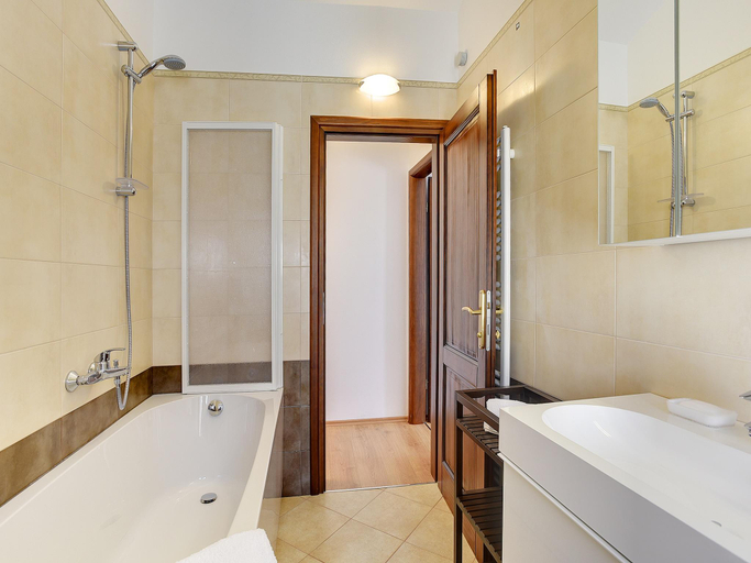 Bathroom 4, Holiday Home Pazin with Scenic Pool, Pazin