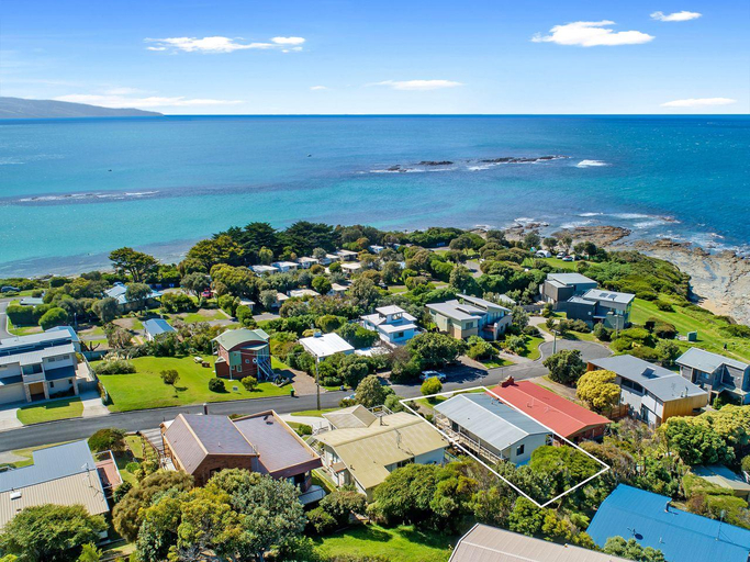Others 2, Surf Reef, Colac-Otway - South