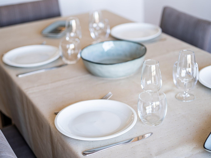 Food & Drinks, Apartment near Sandy Beach in Coastal Area, West-Vlaanderen