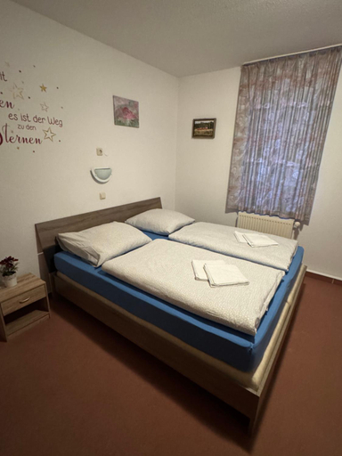 Bedroom 5, Pension zur Bergbahn, Saalfeld-Rudolstadt
