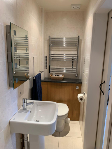 Bathroom, Suites with sea views Whitesands St Davids, Pembrokeshire