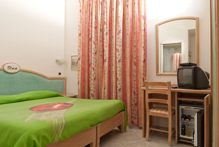 Bedroom 3, Hotel Del Postiglione, Napoli