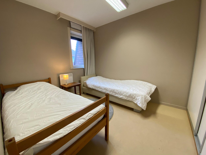 Bedroom 2, Apartment in Nieuwpoort by Sandy Beaches, West-Vlaanderen