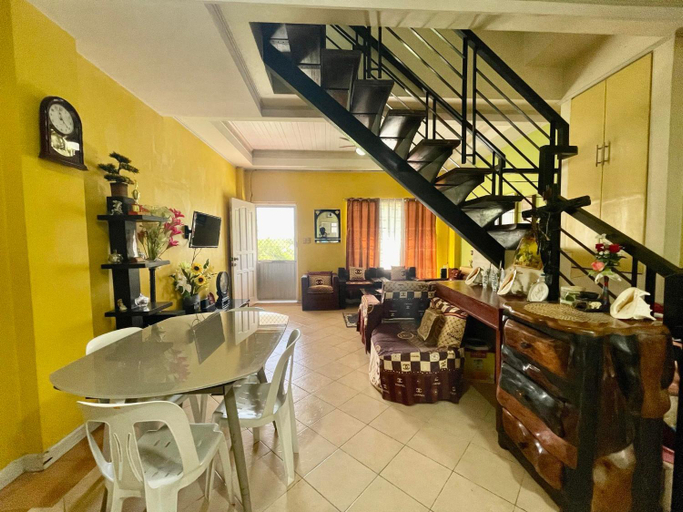 Others 3, Whiteplace Transient House, Laoag City
