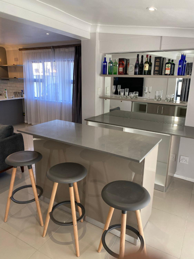 Others 3, HOUSE 72, City of Cape Town
