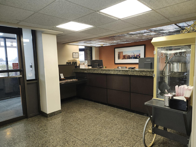 Public Area 3, Wingate by Wyndham St. Louis/Fenton Route 66, Saint Louis