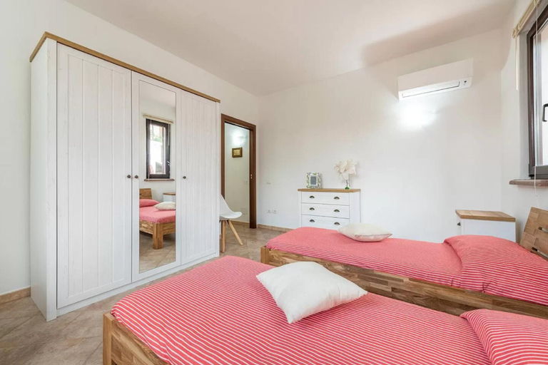 Bedroom 2, Amazing detached villa for 8 guests near Stintino, Sassari