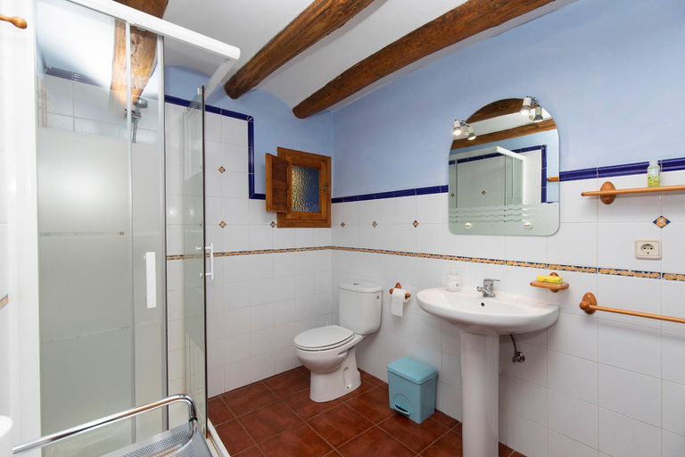 Bathroom 2, Casas rurales LA LAGUNA y LA BUHARDILLA DE LA LAGUNA, Zaragoza