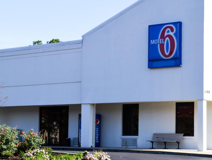 Exterior & Views 2, Super 7 Inn Tupelo, Lee