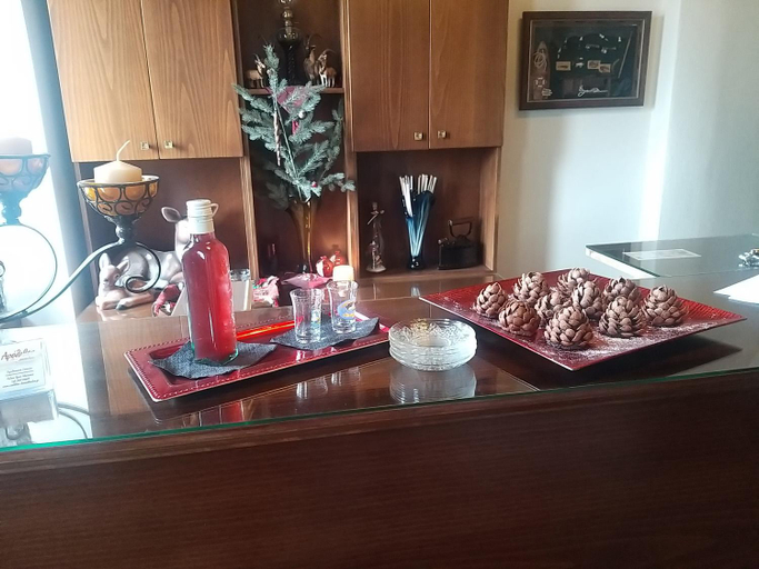 Food & Drinks 3, Arolithos-Kaimaktsalan, Central Macedonia