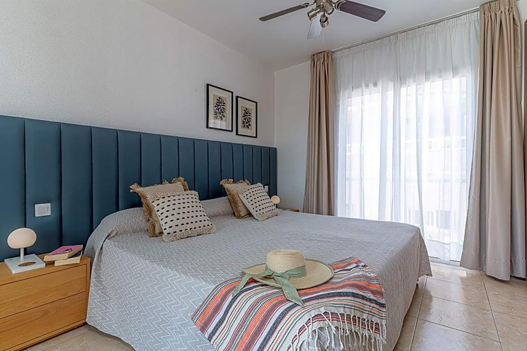 Bedroom, Villas Monte Solana by LIVVO, Las Palmas