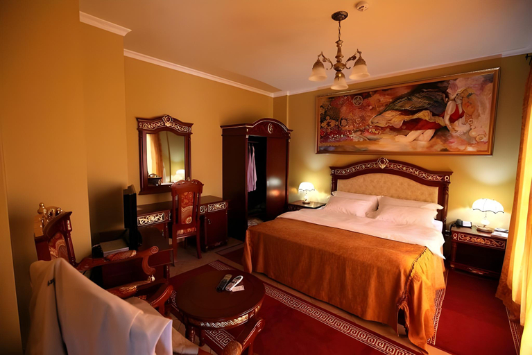 Bedroom 2, Dinasty Hotel, Tirana