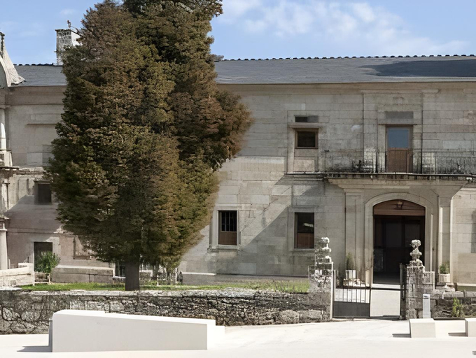 Others 5, Albergue Monasterio de La Magdalena, Lugo