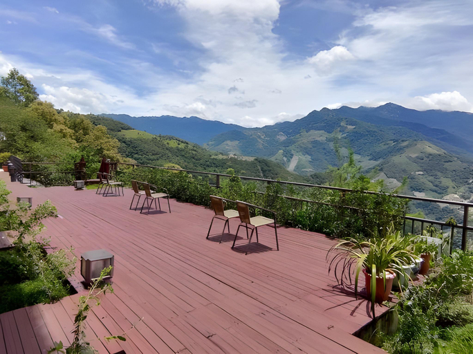 Others 5, Sunnydale B&B, Nantou