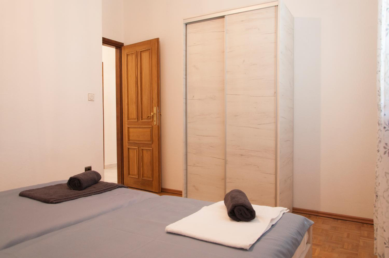 Bedroom 5, Domus Albus, Zadar