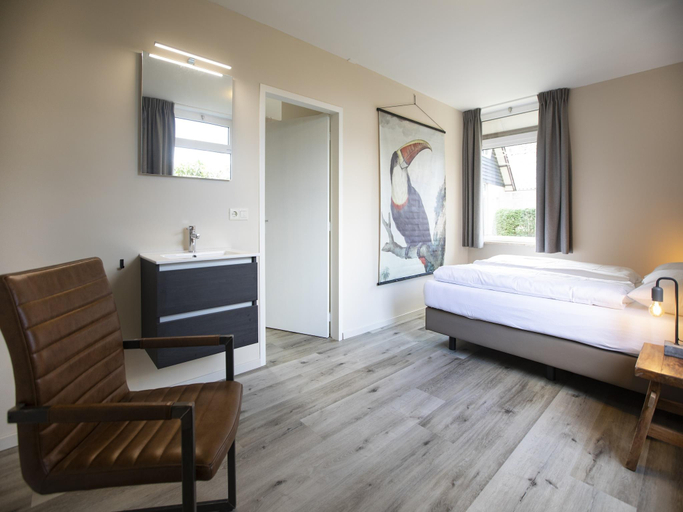 Bedroom, Holiday Home in Nijmegen near City Centre, Mook en Middelaar