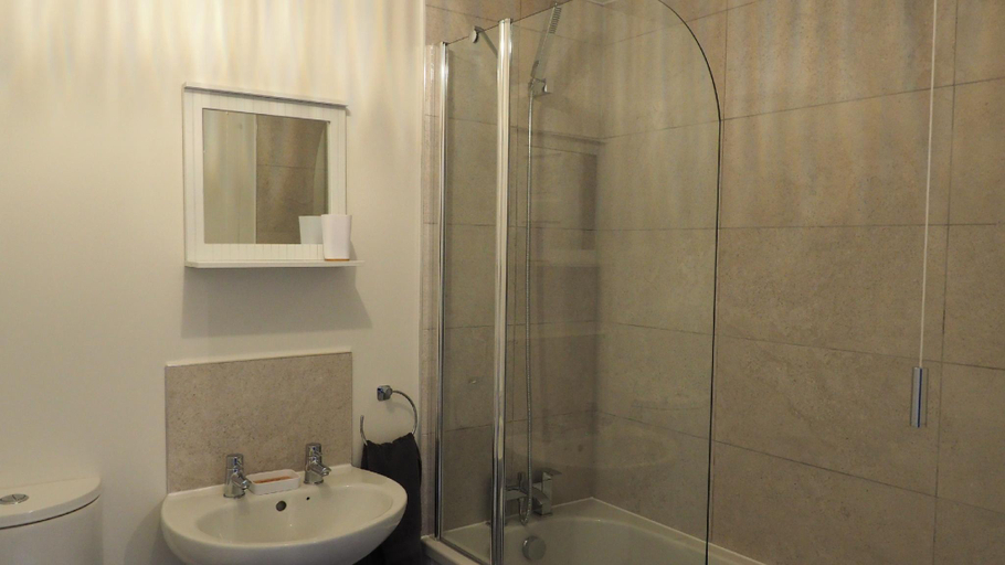 Bathroom 2, Woodlands View, Suffolk