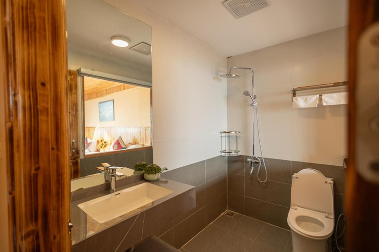 Bathroom 5, Muong Hoa Hillside Homestay, Sa Pa