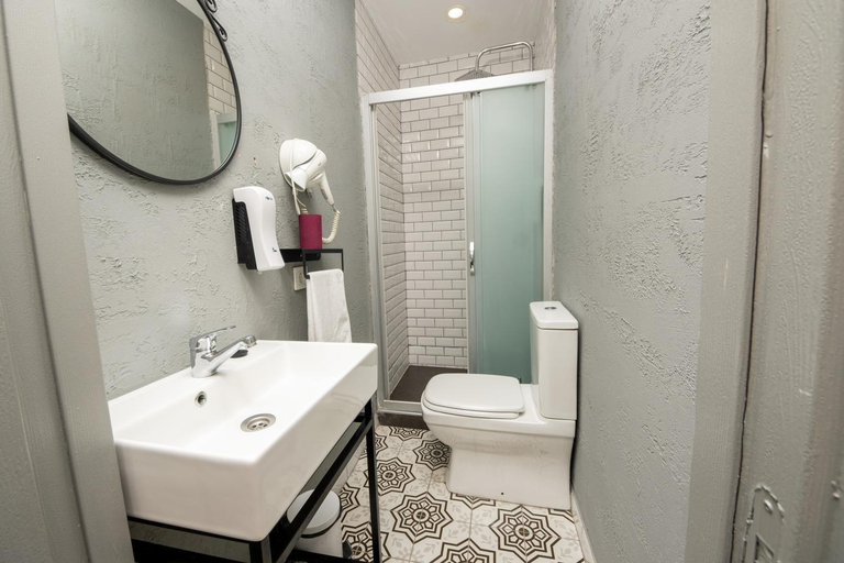 Bathroom 4, Güneş Ada Otel Bozcaada, Bozcaada