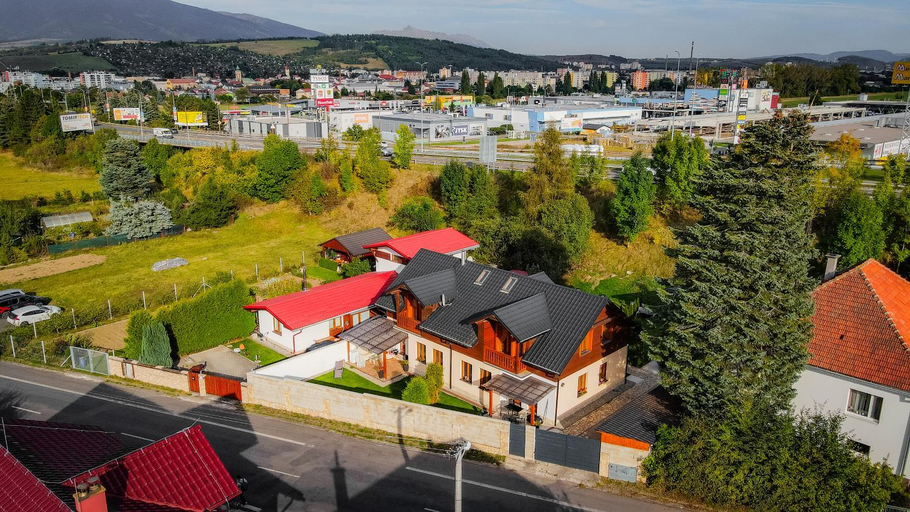 Exterior view 4, Apartmany Alexiss, Liptovský Mikuláš