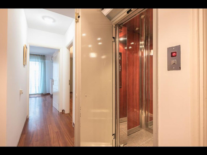 Food & Drinks, Adelos III Bloom Villa 5BR 360m - Sauna - Rooftop, Attica