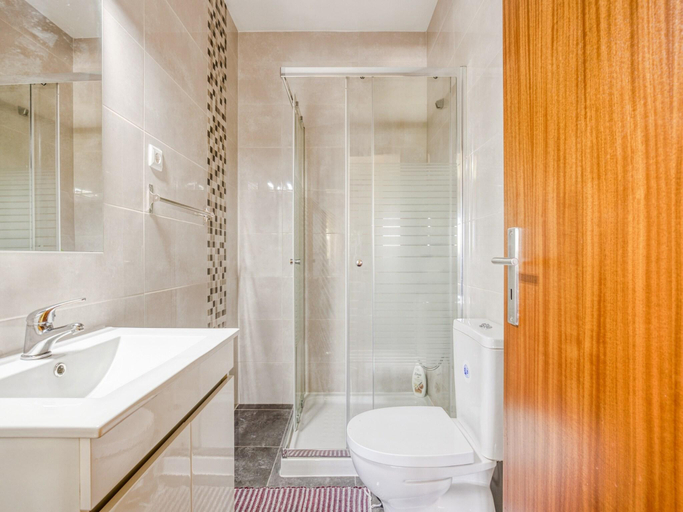 Bathroom 4, Carcavelos Villa with Pool, Soure