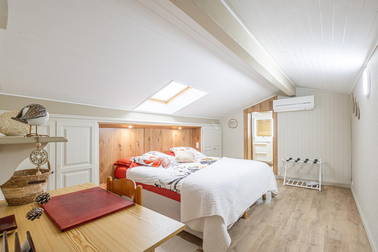 Bedroom 3, Chambres d'hotes de Larouquette, Lot-et-Garonne