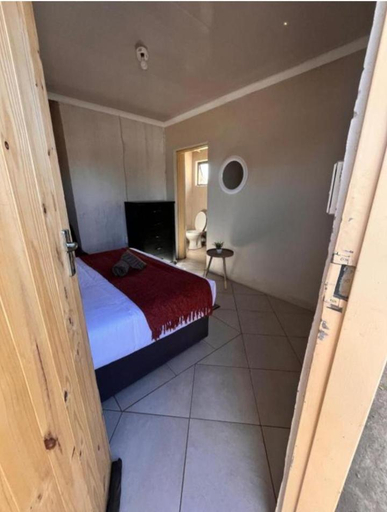 Bedroom 4, Begin Guesthouse, Gert Sibande