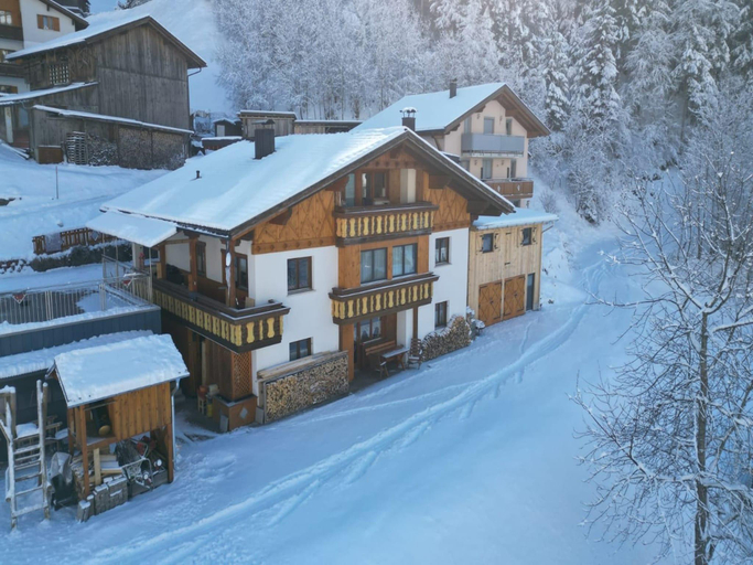 Exterior & Views 1, Apartment in Silbertal near Ski Lift, Bludenz
