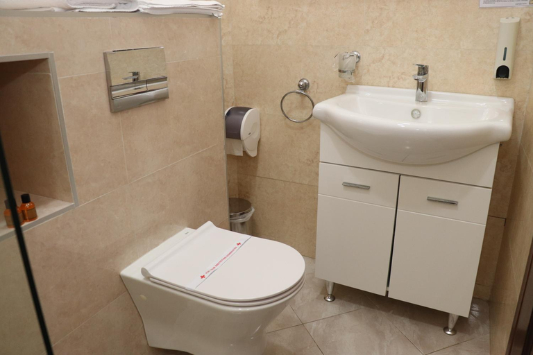 Bathroom 5, Hotel Palata Venezia
