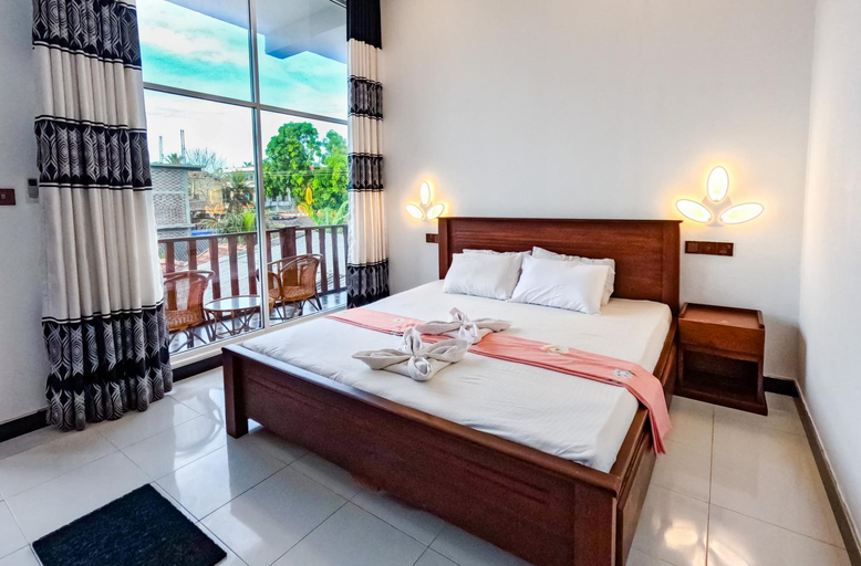 Bedroom 2, The Amora, Pothuvil