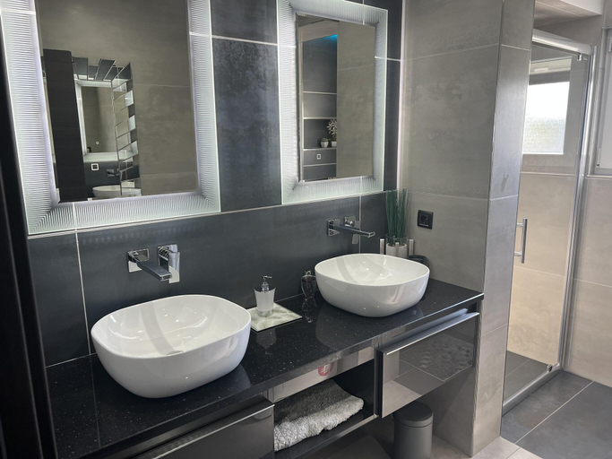Bathroom 3, Villa in Fazana near Beach with Pool, Fažana
