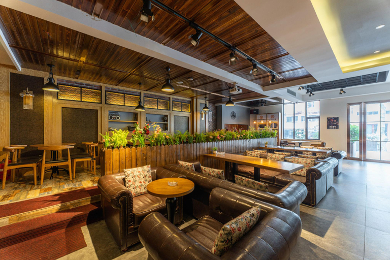 Food & Drinks 4, James Joyce Hotel Lushan Scenic Area Guling Street, Jiujiang