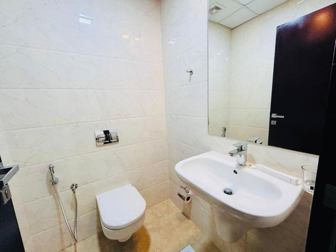 Bathroom 3, Aspire Tower - Cozy One Bedroom Retreat, Manama