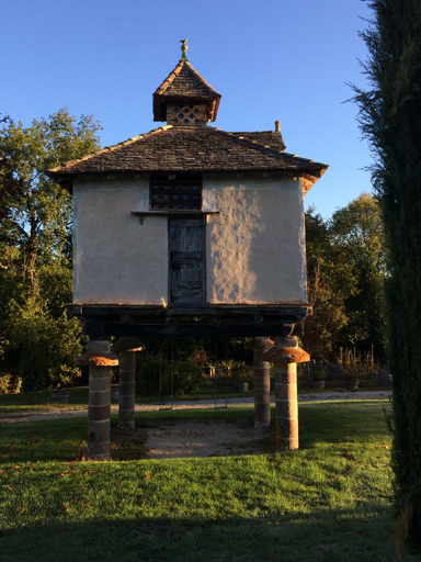 Exterior & Views 1, Château de Mayragues, Tarn