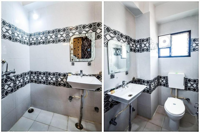 Bathroom 5, AMRAPALI UDAIPUR, Udaipur