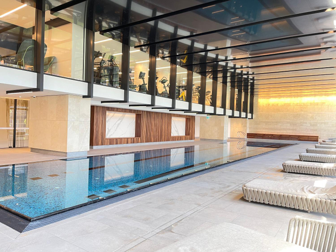 Sport & Beauty 2, Orange Stay At Melbourne Quarter, Melbourne